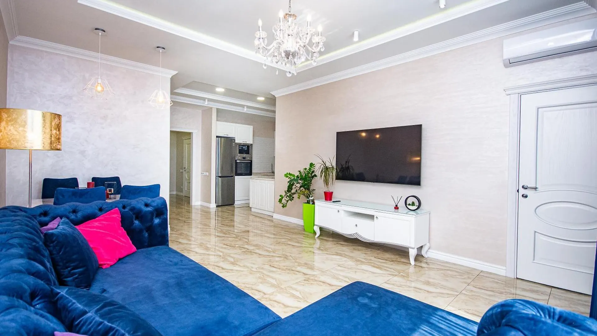 דירות קייב Luxury For Business & Pleasure Royal 3